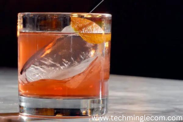 The Mezcal Old Fashioned: 100% Modern Twist on a Classic Cocktail